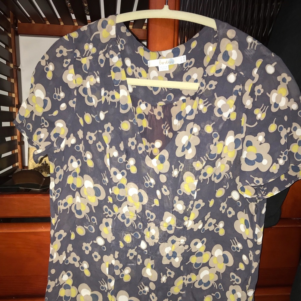 Colorful Floral Boden Top size 10